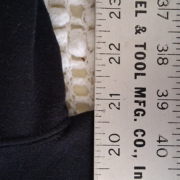 Mud Lovin’ Camo Wearin’ Boot Stompin’ Country Kind of Girl Hoodie – Women’s M 🤠 - Picture 8 of 9